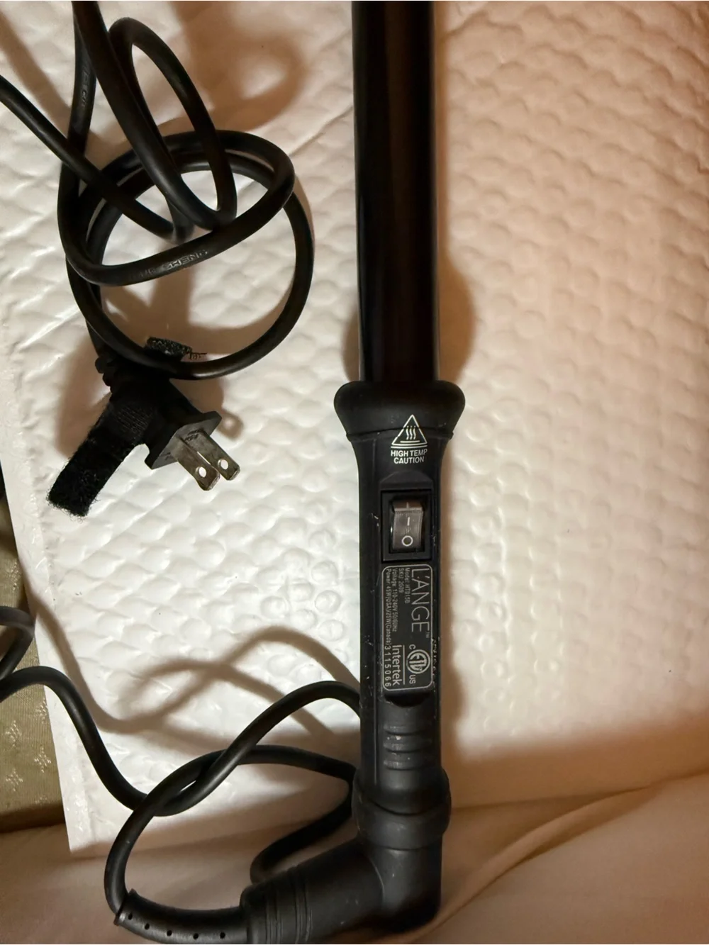 L'ANGE Black Curling Wand with Ceramic Barrel